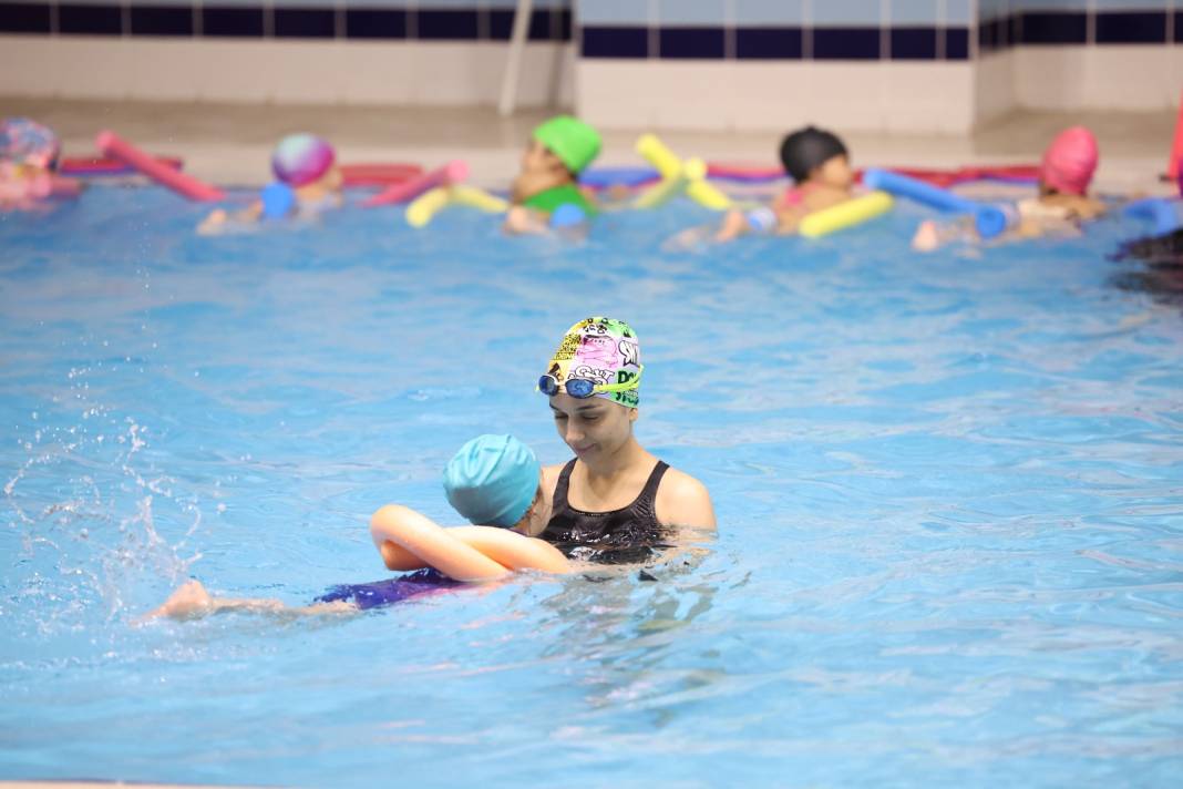 İBB Spor Okulları on binlerce çocuğu sporla buluşturuyor 3